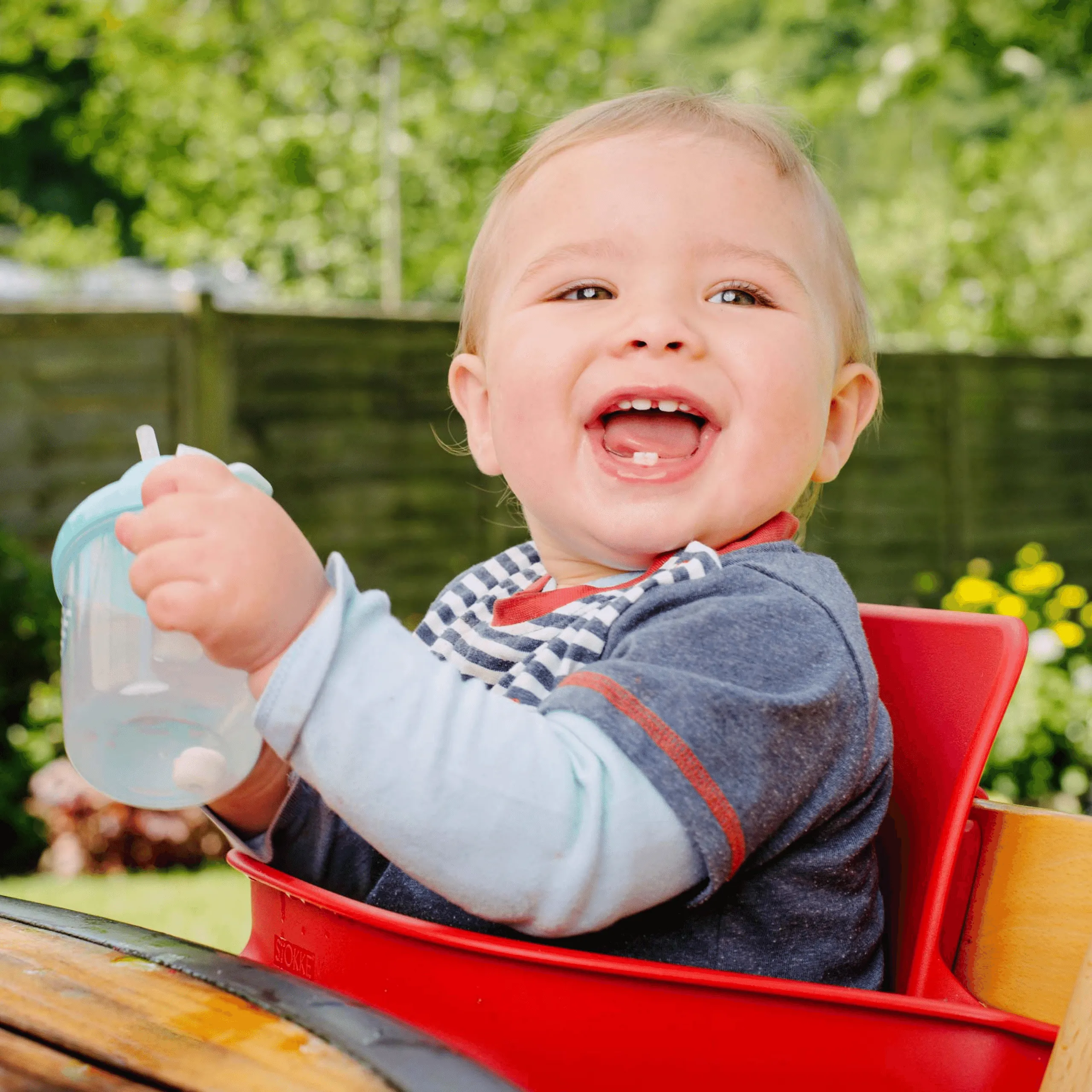 TUM TUM Tippy Up Sippy Cup - Betsy Bear